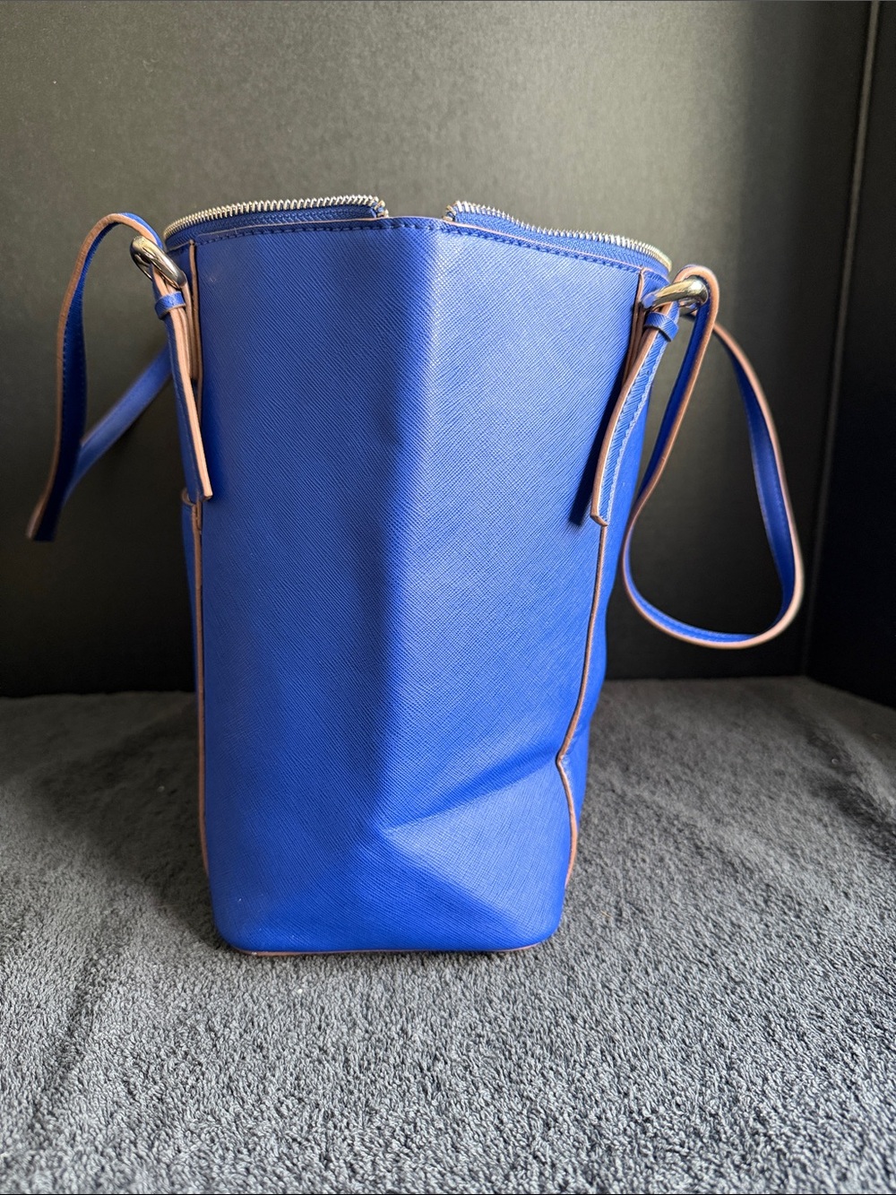 New York & Company Royal Blue Saffiano Crossbody Bag - Picture 3 of 10